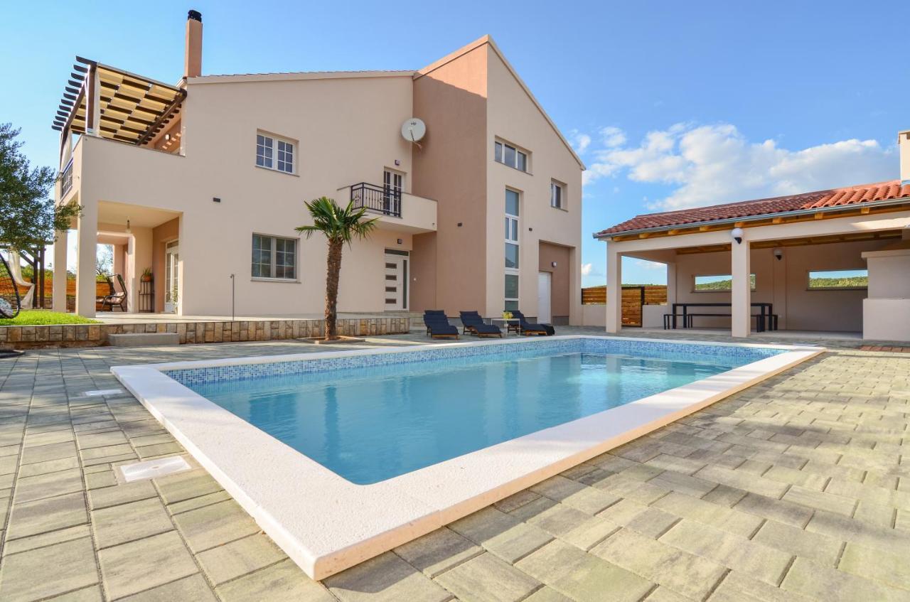 Apartment Villa Troskot Pirovac Eksteriør bilde