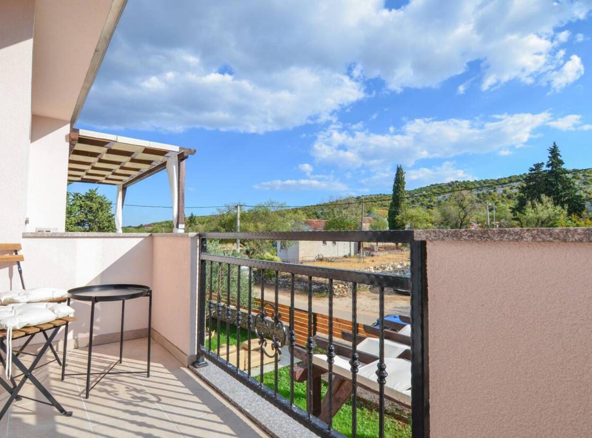 Apartment Villa Troskot Pirovac Eksteriør bilde