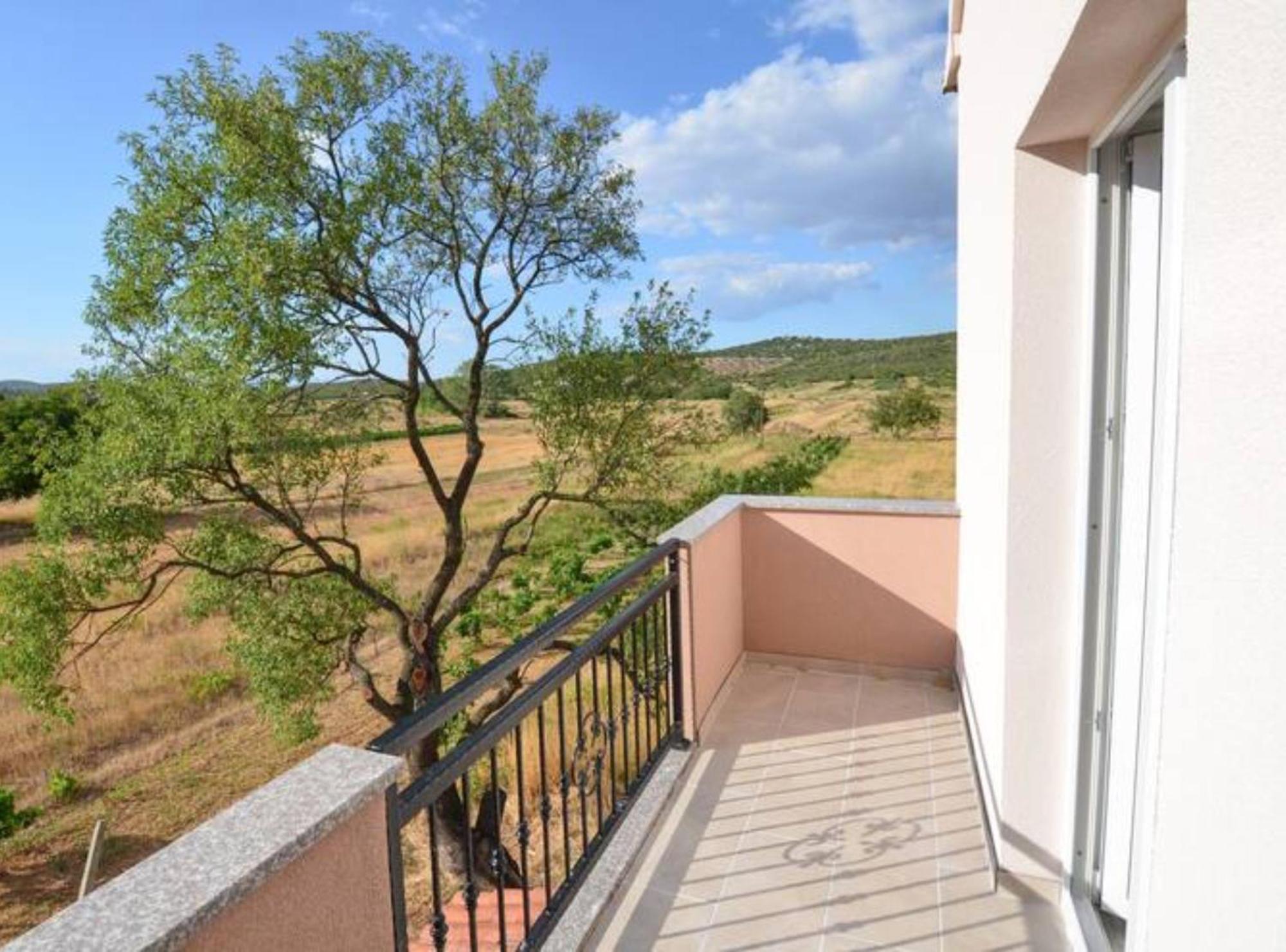 Apartment Villa Troskot Pirovac Eksteriør bilde