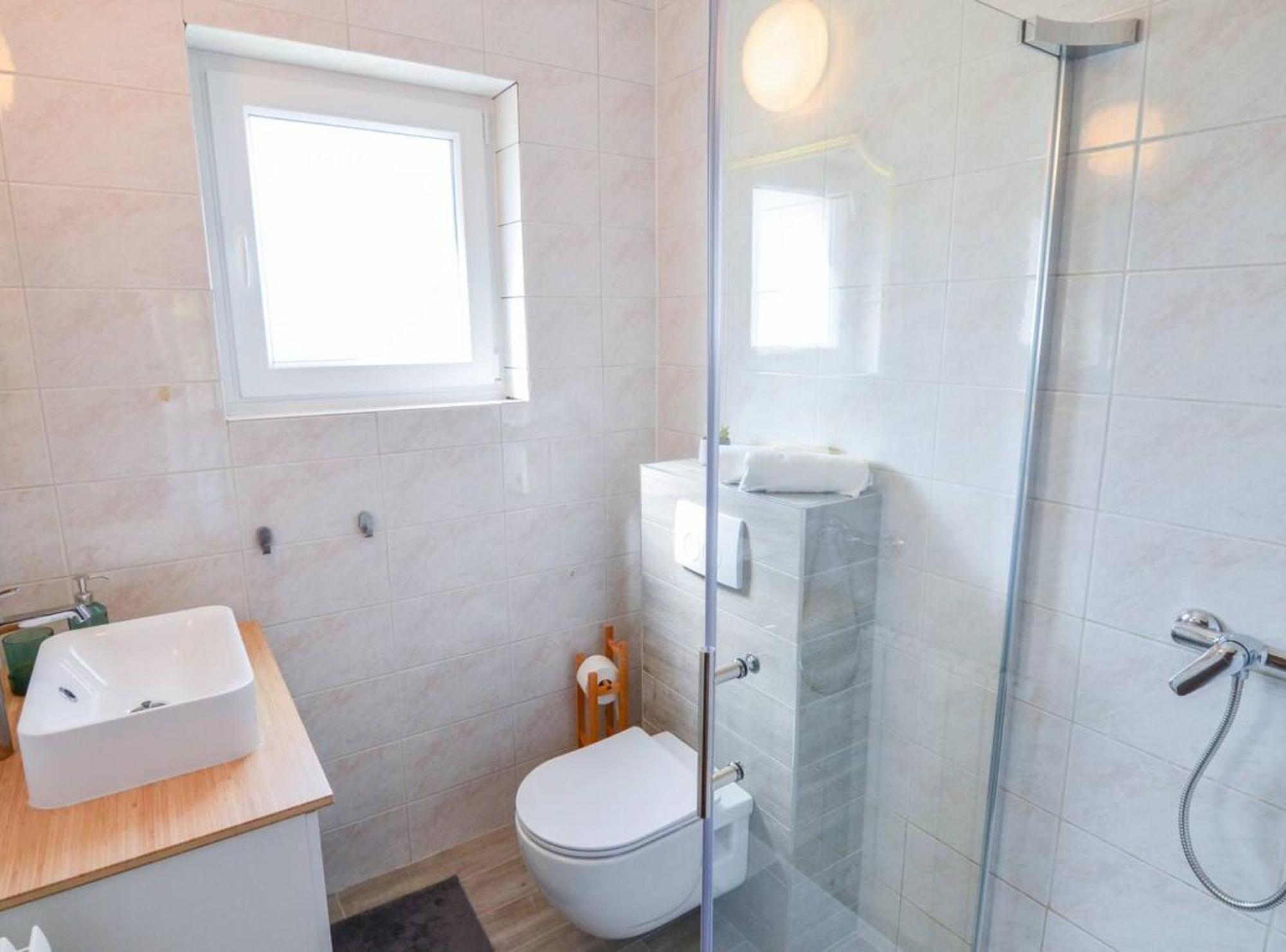 Apartment Villa Troskot Pirovac Eksteriør bilde
