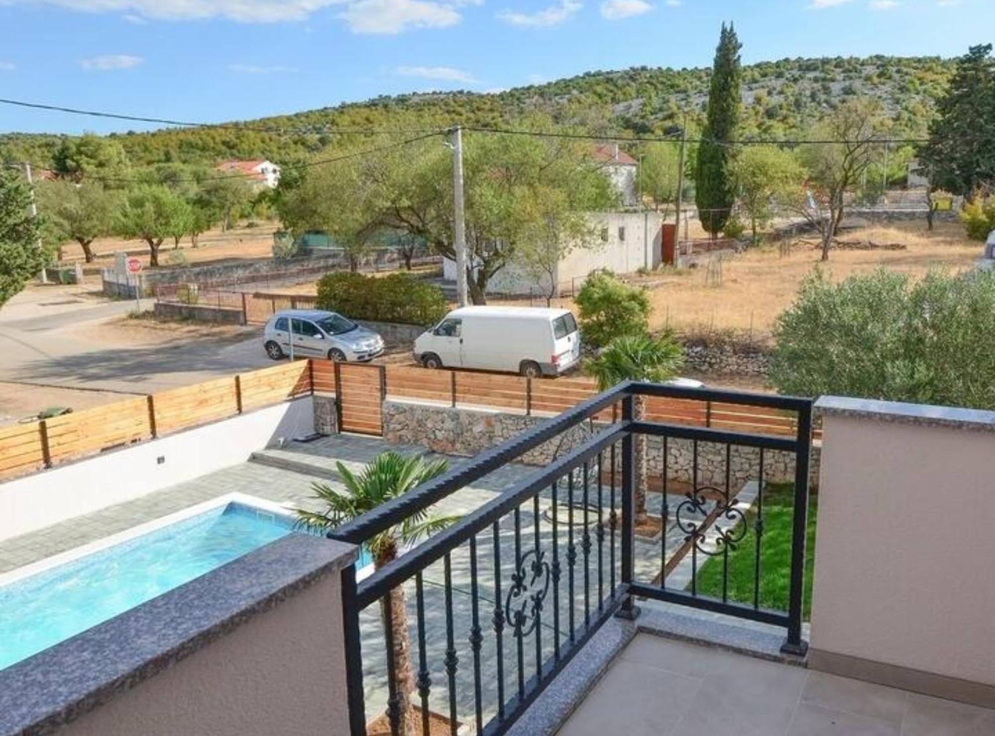 Apartment Villa Troskot Pirovac Eksteriør bilde