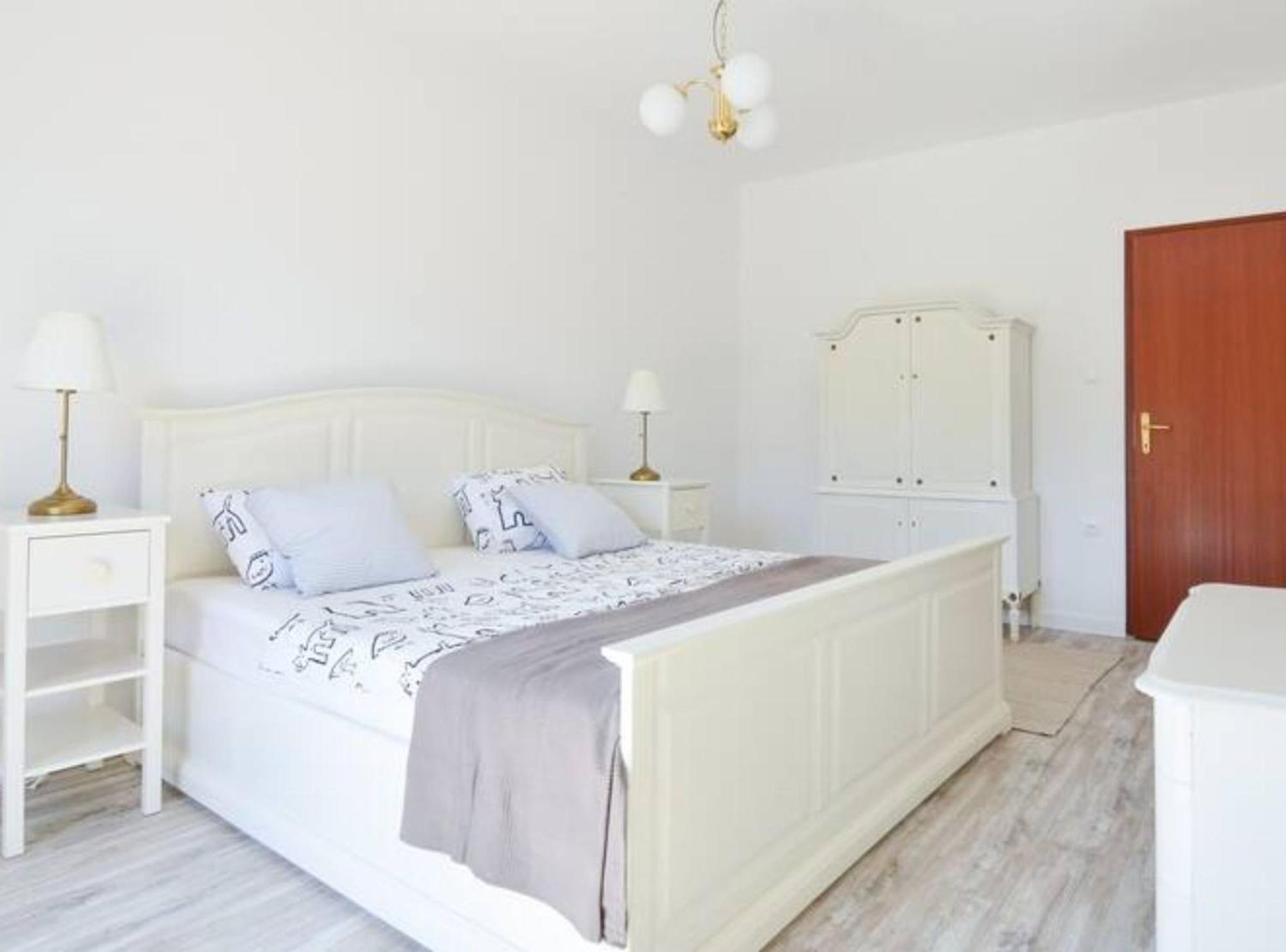 Apartment Villa Troskot Pirovac Eksteriør bilde